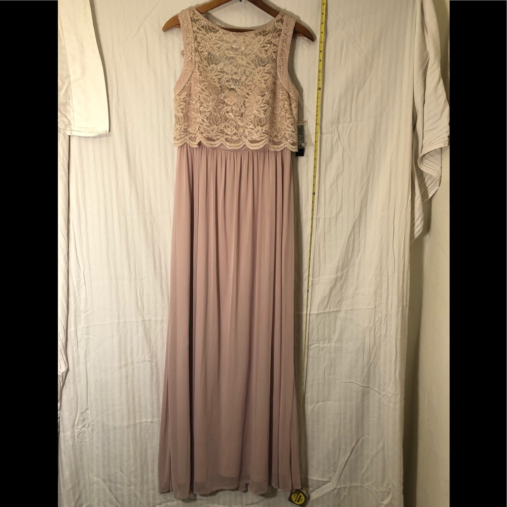 NIGHTWAY Floor Length Women’s Dress Sz 6 Petite